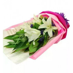 Lily Hand Bouquet 22 (5 stalks casablanca lilies)