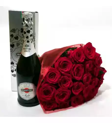 Bouquet of red roses and Asti Martini giftbox (7 rose)