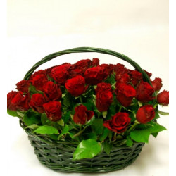 Flower basket 50 with medium red rose