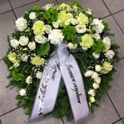 Wreath with white Carnations and green Chrysantemums