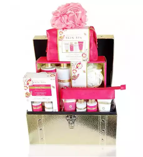 'Pamper Her' SPA Bath Gift Tower 'Pamper Her' SPA Bath Gift Tower