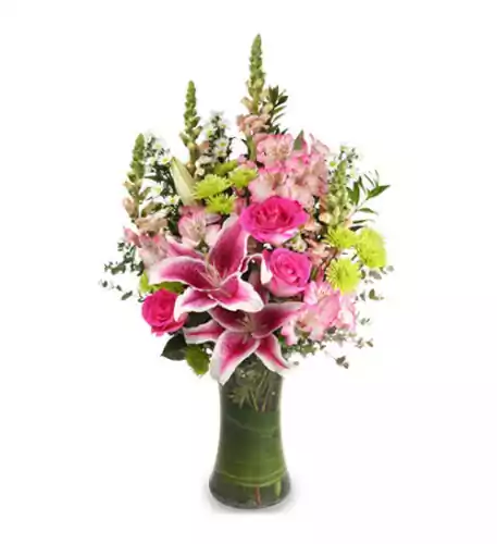 'Lush Garden' Pink Flowers in a Vase 'Lush Garden' Pink Flowers in a Vase
