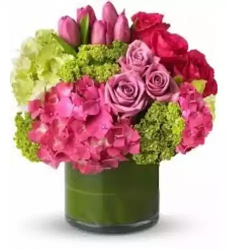 'Pink Blooms' Hydrangea & Roses Flower Vase 'Pink Blooms' Hydrangea & Roses Flower Vase