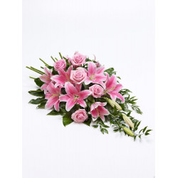 Arrangement in pink